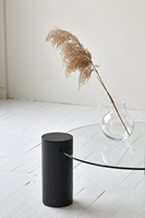 Table basse moderne en bois de pin recyclé rond de style japonais minimaliste chic ethnique avec plateau en verre trempé