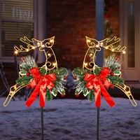 Lampes LED étanches en forme de rennes de Noël à piquer dans le sol, silhouettes de cerfs en métal pour la décoration de jardin et de pelouse en période des fêtes