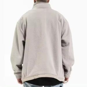 Sweat-shirt de sport pour homme de haute qualité, sweat-shirt personnalisé de style streetwear avec col montant, motif athlétique uni pour la saison d'automne - Product Image 3