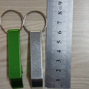 Décapsuleur porte-clés en aluminium 6 cm portable pour usage extérieur - Product Image 3
