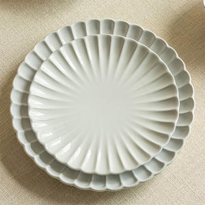 Léger défaut nordique <span class=keywords><strong>assiette</strong></span> en céramique restauration en gros Simple vaisselle en céramique glaçure rétro <span class=keywords><strong>chrysanthème</strong></span> vaisselle <span class=keywords><strong>assiette</strong></span> - Product Image 6