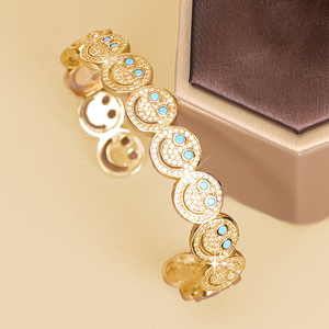 Brazalete de Joyería Moderna y Elegante, Brazalete Abierto de Cobre Chapado en Oro con Microincrustaciones de Circonita, Brazalete de Moda con Cara Sonriente para Mujer - Product Image 3
