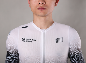 2025 nuovo arrivo manica corta da uomo/<span class=keywords><strong>donna</strong></span> maglia <span class=keywords><strong>ciclismo</strong></span> set Triathlon <span class=keywords><strong>tuta</strong></span> pelle traspirante Unisex Suit - Product Image 3