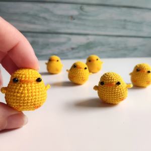 Mejor Precio, Lindos y Adorables Pollos Hechos a Mano, Muñeco <span class=keywords><strong>de</strong></span> Peluche <span class=keywords><strong>Amigurumi</strong></span>, Llavero <span class=keywords><strong>de</strong></span> Ganchillo, el Mejor Regalo <span class=keywords><strong>de</strong></span> Navidad o Cumpleaños - Product Image 4