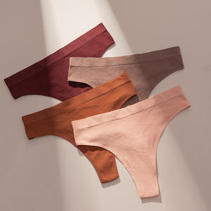 Culotte string sans couture côtelée en nylon pour femme, douce, respirante, taille basse, couleur unie, OEM ODM - Product Image 3