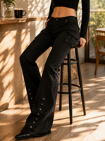 Celana Jeans Wanita Y2K Model High-Waist Hitam Denim Skinny Flare dengan Rivet Segitiga Metalik, Seksi Gothic untuk Musim Panas