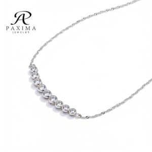 Collana da Donna Paxima Jewelry in Argento Sterling con Diamante Sintetico di Colore D, Design di Lusso Leggero e Raffinato - Product Image 1