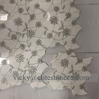 Vente en gros de nouvelles dalles de marbre en mosaïque blanche à motif de petites fleurs pour salle de bain et cuisine, jet d'eau mural, 283X283