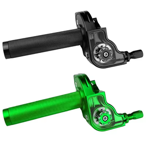 Pièces de moto universelles de 22mm CNC en alliage d'aluminium modifié grand manchon de poignée de graisseur torsadé avec poignée rotative transparente - Product Image 3