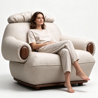 Fauteuil d'appoint moderne en cuir véritable avec accoudoirs en bois ciré blanc ton noyer