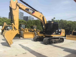 Excavadora de cadenas Caterpillar 320D2L usada, directamente de fábrica, en perfecto estado de mantenimiento. Excavadora hidráulica usada CAT 320 DL en venta. - Product Image 2