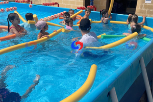 Cours d'école de natation commerciale extérieure grande <span class=keywords><strong>piscine</strong></span> <span class=keywords><strong>hors</strong></span> <span class=keywords><strong>sol</strong></span> de 32 pieds de large <span class=keywords><strong>intex</strong></span> piscines <span class=keywords><strong>hors</strong></span> <span class=keywords><strong>sol</strong></span> rigides à vendre - Product Image 6