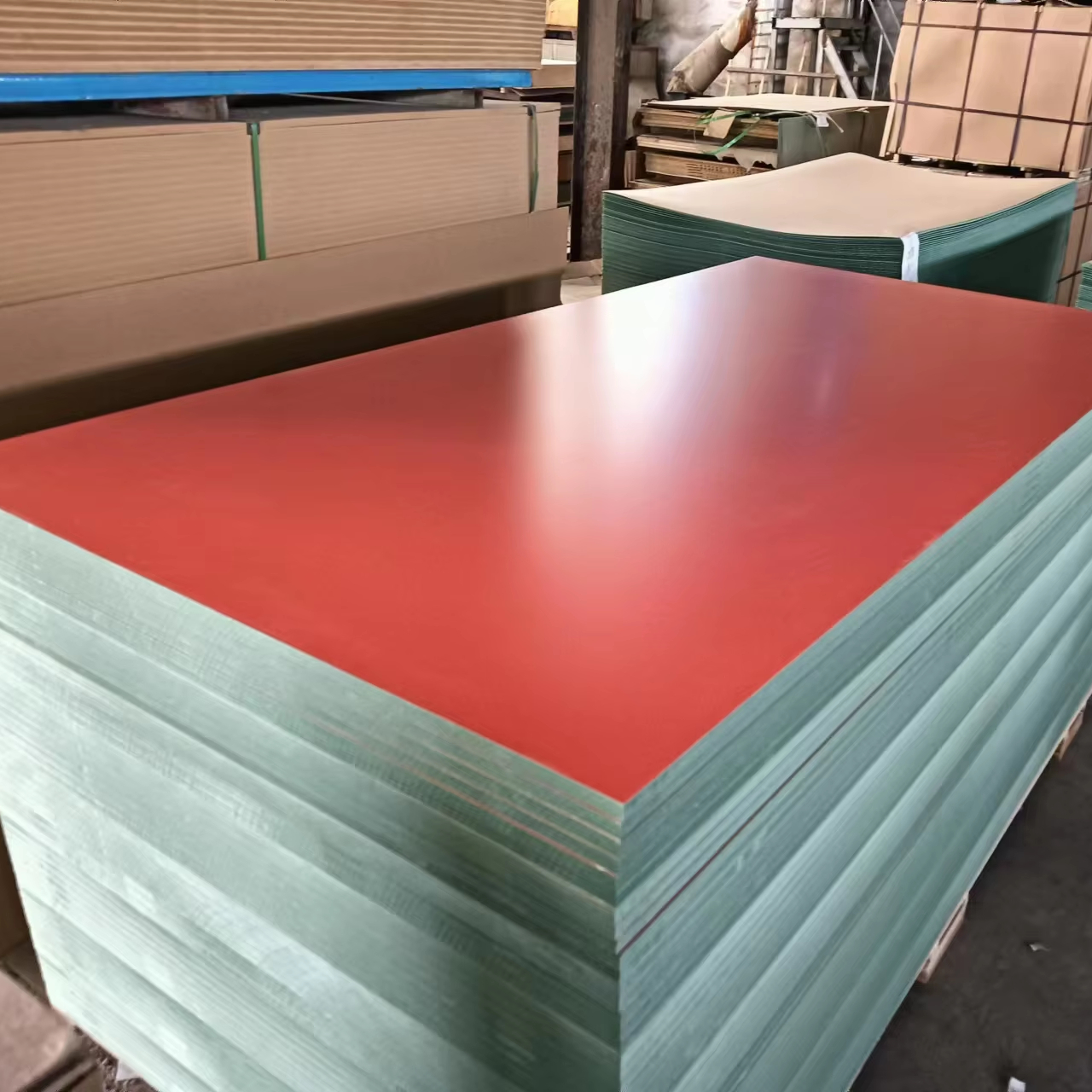 High Gloss Mdf Board 6mm 9mm 12mm 15mm 18mm HMR Green Moisture-proof Plain or Melamine Faced Hdhmr Board