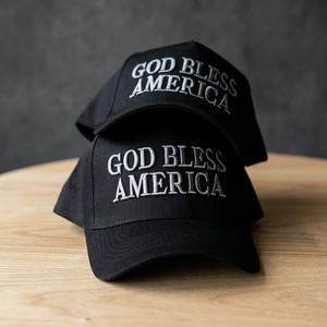 Gorra de Béisbol de Algodón Twill de 5 Paneles Bordada con la Frase 'God Bless America', Ajustable, Unisex, Casual, Transpirable/Impermeable, Deportiva, para Verano - Product Image 1