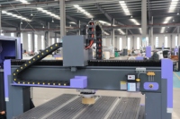 Vente chaude Best-seller ATC 3 axes refroidi à l'eau 1325 1530 CNC Fraiseuse pour bois massif MDF PVC Armoires Gravure sur bois