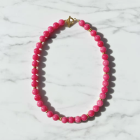 Collier ras du cou délicat à superposer pour l'été, avec perles de pierres précieuses épaisses en aigue-marine véritable et fermoir à bascule doré