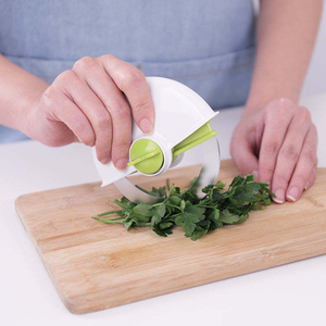 Produit phare : Ustensiles de cuisine et accessoires pour la maison – Coupe-légumes, hachoir et trancheuse à légumes et herbes - Product Image 4