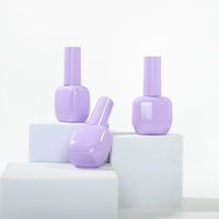 Bouteilles violettes lumineuses vides de vernis à ongles d'OEM/ODM, bouteilles rechargeables carrées opaques de vernis à ongles sûres UV 15ml
