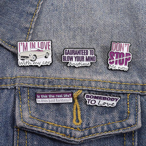 Pin de esmalte de frase divertida de estilo púrpura - Product Image 6