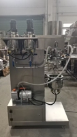 Petite machine d'émulsification pour crème visage et lotion corporelle de laboratoire, homogénéisateur sous vide, réservoir de mélange à trois couches