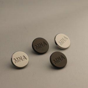 Chất Lượng Cao Tùy Chỉnh Quần Áo Phụ Kiện Thân Thiện Với Môi Mạ Điện Nút May Cho Hàng May Mặc Tùy Chỉnh Nút - Product Image 4