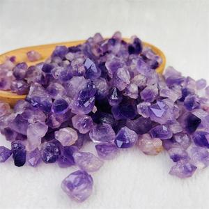 Cristales curativos <span class=keywords><strong>Amatista</strong></span> cruda <span class=keywords><strong>Piedra</strong></span> de caída <span class=keywords><strong>Amatista</strong></span> natural <span class=keywords><strong>Piedra</strong></span> <span class=keywords><strong>en</strong></span> <span class=keywords><strong>bruto</strong></span> <span class=keywords><strong>Precio</strong></span> al por mayor - Product Image 2