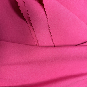 Tissu 72% polyester 21% rayonne 7% élasthanne, extensible dans les 4 sens, 200GSM, pour blouses d'infirmière, tissu pour blouses de laboratoire, uniforme médical d'hôpital - Product Image 3