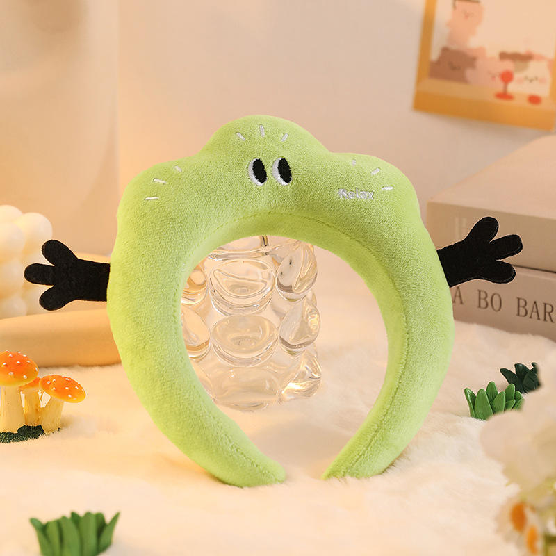 สีเขียวอ่อน