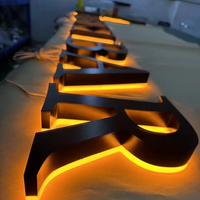 Enseigne lumineuse LED 3D dorée DakeSign Factory OEM, logo personnalisé, étanche IP65, construction en acrylique et métal, pour intérieur et extérieur.