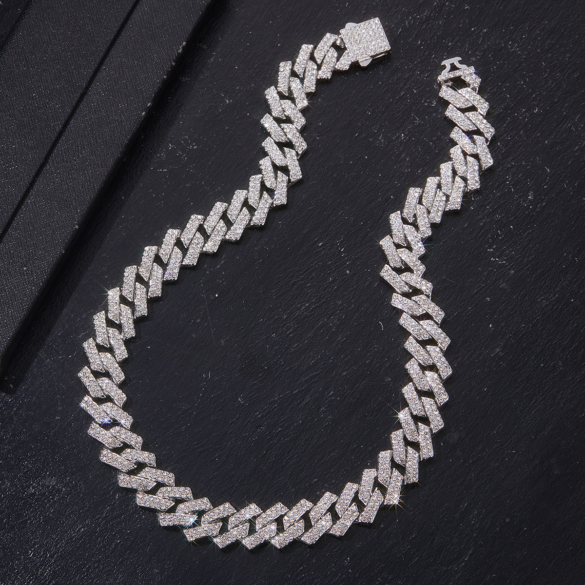 Collar plateado de 18 pulgadas