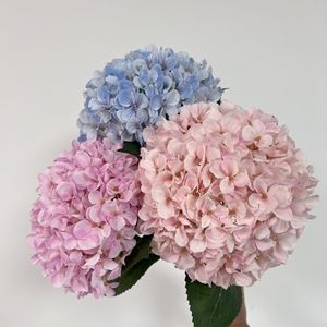 Ramo de Flores de Hortensia Artificiales en 3D, Seda de Alta Simulación, Decoraciones para Bodas y Hogar - Product Image 1