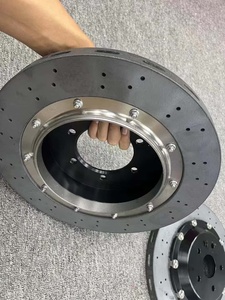 จานเบรกคาร์บอนเซรามิกคุณภาพสูง ขนาดหน้า 440 มม. หลัง 370 มม. สำหรับรถยนต์ Audi S6/S7/C7/RS5-8 รุ่นต่างๆ พร้อมการรับประกัน 1 ปี - Product Image 3