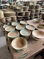Vaisselle en porcelaine réactive colorée pour restaurants à thème, hôtels, banquets, événements, assiettes en céramique