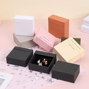 Caja de Joyería de Papel de Lujo con Doble Cajón Suspendido y Logotipo Personalizado para Collares, Colgantes, Pulseras y Anillos - Product Image 3