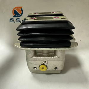 用于神钢SK200-8 SK250-8 SK220-8 SK210-8挖掘机的先导脚踏板控制阀YN30V00105F2 YN30V00105F1制动阀 - Product Image 5