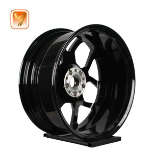 Magnifique jante de 19 pouces en alliage d'aluminium forgé à basse pression, polie miroir, pour véhicule à énergie nouvelle, style stylisé - Product Image 4