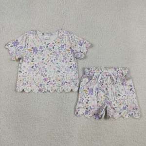 Ensemble rose floral et à nœuds pour petites filles, haut à manches courtes à volants avec short assorti, vêtements décontractés d'été pour enfants - Product Image 3