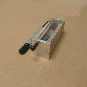 Prisma Triangular BK7 de Alta Transparência com Divisor de Feixe e Proporção de Divisão <span class=keywords><strong>50</strong></span>:<span class=keywords><strong>50</strong></span> e Excelentes Propriedades Ópticas - Product Image 4