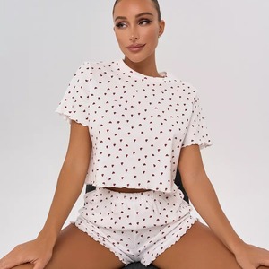 Pigiama Corto <span class=keywords><strong>Sexy</strong></span> con Stampa Love Primavera 2026, Morbido e Traspirante per Donna - Product Image 1