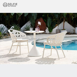 Chaise de salle à manger en aluminium - Product Image 2