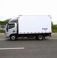 NOUVEAU 2024 Camionnette Foton 4x2 avec fourgonnette fermée, moteur essence puissant 172 CV, camion frigorifique