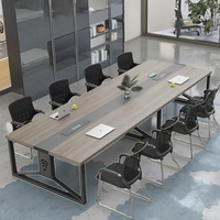 Mobilier de bureau moderne et luxueux en bois, ensemble table de réunion et chaises pour conférences et réceptions
