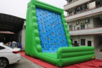 Système électronique IPS Lumières Mur d'escalade gonflable Jeux de sports de plein air Jeu de construction d'équipe