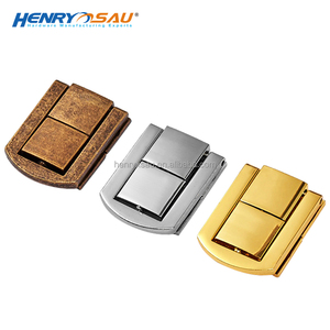 Thiết Kế Retro Vuông Hợp Kim Kẽm Báo Chí <span class=keywords><strong>Clasp</strong></span> Khóa Cho Hộp Trang Sức Kim Loại <span class=keywords><strong>Clasp</strong></span> Khóa Túi Phụ Kiện Khóa Cho Hộp Quà Tặng Latch <span class=keywords><strong>Clasp</strong></span> - Product Image 3