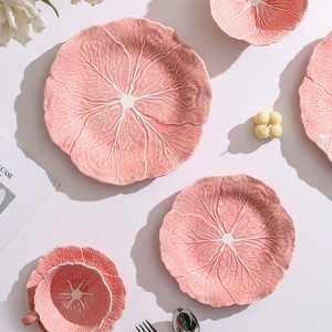 Vaisselle en céramique peinte à la main en forme de <span class=keywords><strong>fleur</strong></span> avec logo personnalisé, assiettes à dîner roses, assiettes et bols floraux uniques, vaisselle de table - Product Image 3