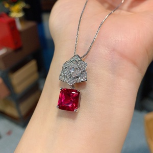 Fashion Eco-friendly Copper 10*10MM Imitation Red Glass Zircon Floral Pendant <b>Earrings</b> <b>Set</b> Flowers Design Necklace <b>Set</b> for Women - Product Image 3