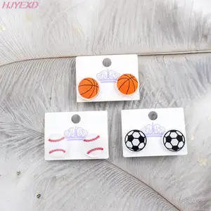 Brincos de amor para meninas, joias de acrílico para amigas e esportes, brincos fofos de futebol, beisebol e basquete, atacado