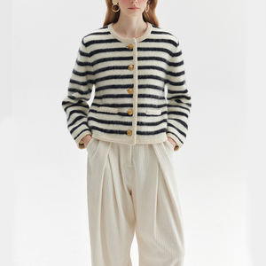 2023 New Fashion maglione cappotto autunno corto 100% puro Cashmere maglione <span class=keywords><strong>Cardigan</strong></span> lavorato a maglia di <span class=keywords><strong>lana</strong></span> a righe bianche e nere da donna - Product Image 1