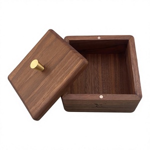 Caja de Almacenamiento Rectangular Moderna y Ecológica de Madera, Grabada con Láser, con Tapa, Diseño Simple, Acabado Natural, Hecha en Vietnam - Product Image 1