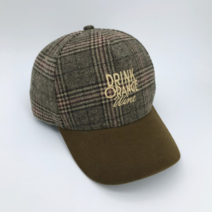 Venta al por mayor de encargo de gran tamaño gorra de béisbol Retro a cuadros sólido poliéster cálido moda Gorras de béisbol <span class=keywords><strong>para</strong></span> el invierno - Product Image 2